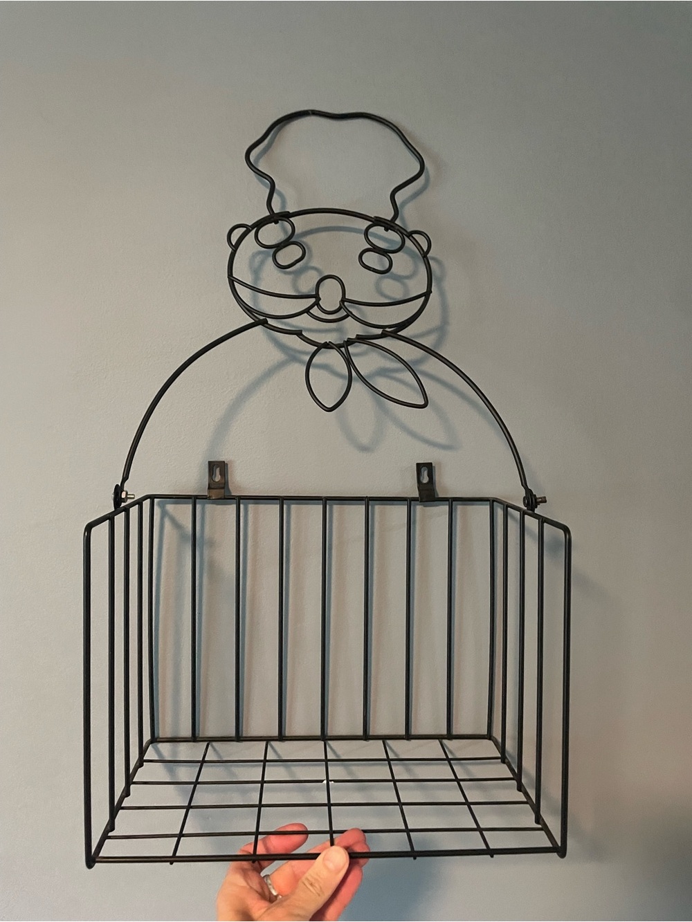 Black Wire Chef Face Cookbook Basket - Home Wall Decor